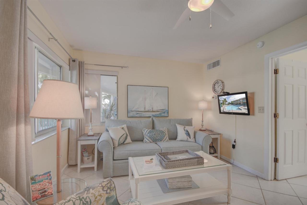 Five Palms Vacation Rentals- Daily - Weekly - Monthly 클리어워터 비치 외부 사진