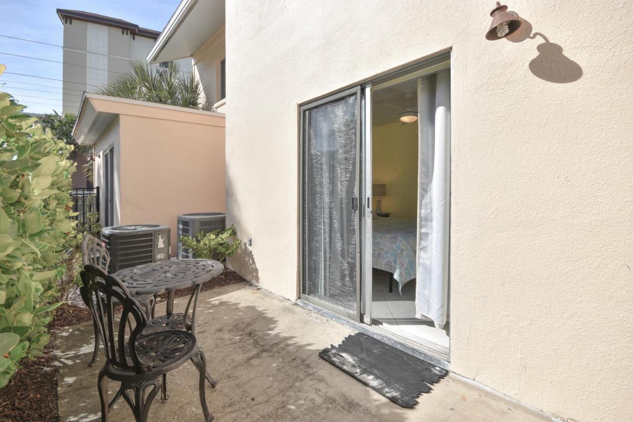 Five Palms Vacation Rentals- Daily - Weekly - Monthly 클리어워터 비치 외부 사진