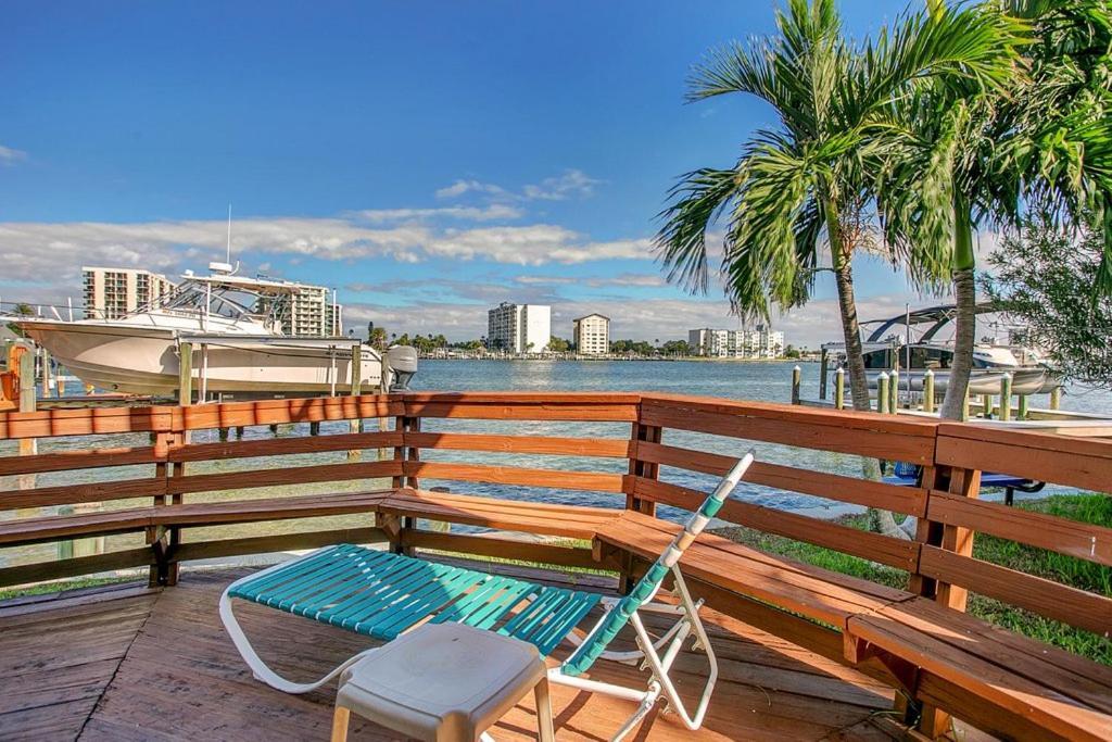 Five Palms Vacation Rentals- Daily - Weekly - Monthly 클리어워터 비치 외부 사진